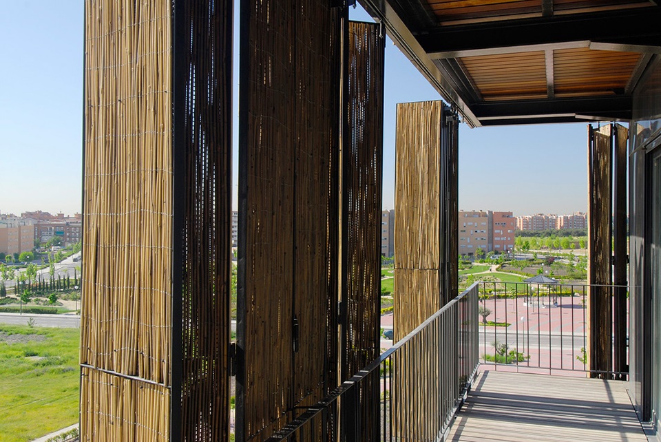 Fachada hecha con bambú